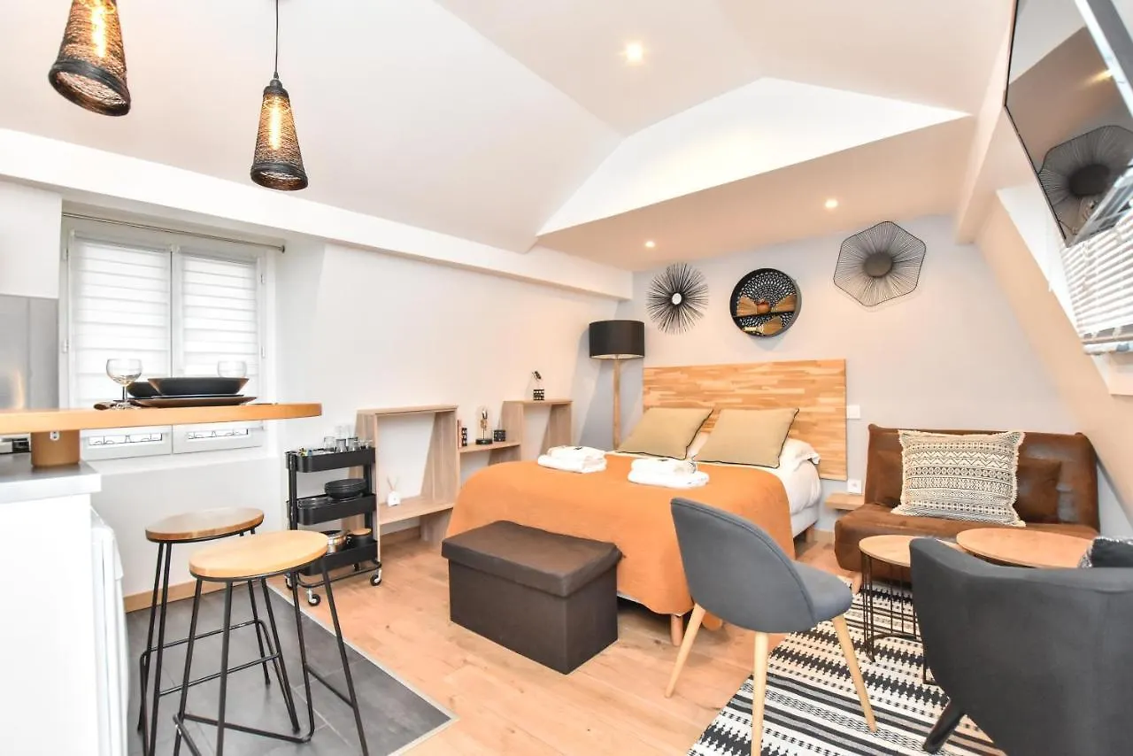 CMG Résidence Strasbourg-Saint Denis / Beauregard Paris 0*,