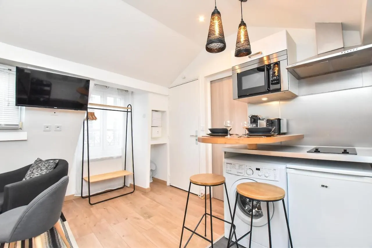 Apartment Cmg Residence Strasbourg-Saint Denis / Beauregard Paris